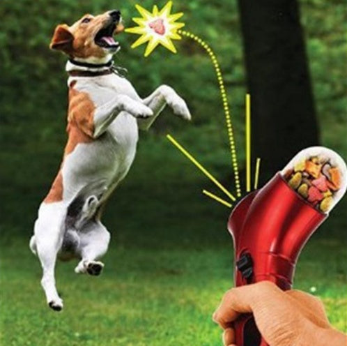 Pet Food Catapult Feeder – Interactive & Fun Treat Launcher